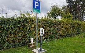 Charging station for electric cars